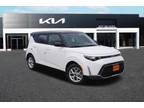 2024 Kia Soul Black|White, new