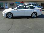 2013 Nissan Altima White, 161K miles