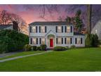 Home For Sale In Manhasset, New York