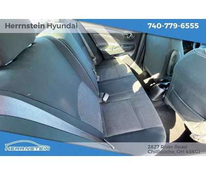 2019 Nissan Versa 1.6 SV is a Blue 2019 Nissan Versa 1.6 Trim Sedan in Chillicothe OH