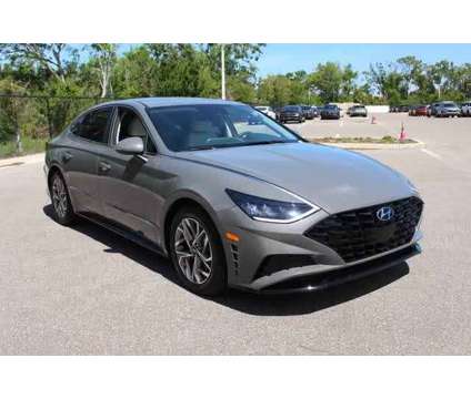 2021 Hyundai Sonata SEL is a Grey 2021 Hyundai Sonata Sedan in New Port Richey FL