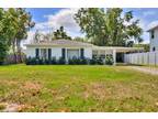 3026 W Van Buren Dr, Tampa, FL 33611