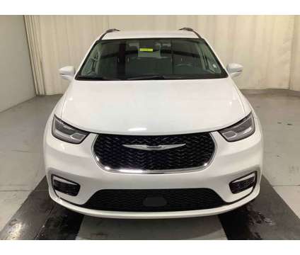 2021 Chrysler Pacifica Touring L is a White 2021 Chrysler Pacifica Touring Car for Sale in Clinton IN