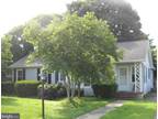 521 Oak Ln, Dover, DE 19901