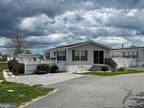 11907 W Yardarm Dr, Berlin, MD 21811