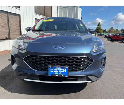 2020 Ford Escape SE is a Blue 2020 Ford Escape SE Car for Sale in Mcminnville OR