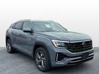 2024 Volkswagen Atlas Cross Sport SEL R-Line 4Motion