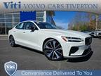 2022 Volvo S60 B5 Momentum