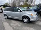 2010 Chrysler Town And Country Touring
