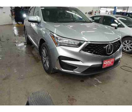 2020 Acura RDX Technology Package SH-AWD is a Silver 2020 Acura RDX Technology Package SUV in Fergus Falls MN