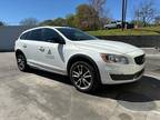 2017 Volvo V60 Cross Country T5 Premier