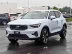 2024 Volvo XC40 Ultimate Bright Theme