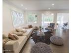 4080 Meadow Lark Dr Calabasas, CA