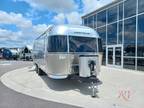 2024 Airstream Trade Wind 25FB Twin w/Hatch