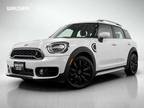 2020 Mini Cooper Countryman White, 40K miles