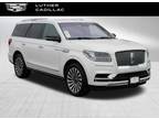 2019 Lincoln Navigator White, 73K miles