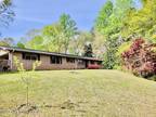 Home For Sale In Alexander City, Alabama