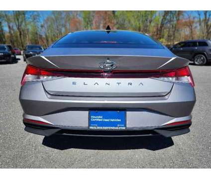 2021 Hyundai Elantra SE is a 2021 Hyundai Elantra SE Sedan in Freehold NJ