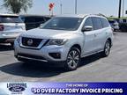 2020 Nissan Pathfinder SV