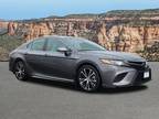 2019 Toyota Camry Hybrid SE