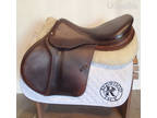 18" Devoucoux Biarritz Saddle - Full Buffalo - 2007 - 2AA Flaps - 4.75" dot to