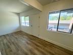 $1595/2316 LINCOLN PARK AVE #7-Top Floor 1BR, 1 Bth, Newly Renovated! Hardw...