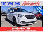 2019 Dodge Grand Caravan Passenger SE Plus Minivan 4D