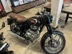 2022 Royal Enfield Classic 350 Halcyon Green