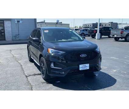 2024 Ford Edge ST-Line is a Black 2024 Ford Edge Car for Sale in Appleton WI