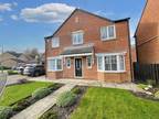 4 bedroom detached house for sale in Chipchase Court, Woodstone Village
