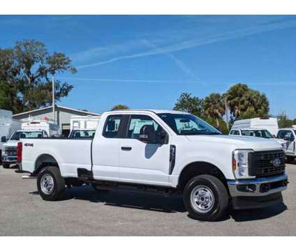 2024 Ford Super Duty F-250 SRW is a White 2024 Ford Car for Sale in Sarasota FL