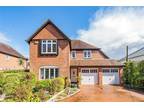 5 bedroom property for sale in Moser Grove, Sway, Lymington