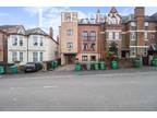 5 bed flat to rent in Victor Court, NG7, Nottingham