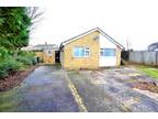 4+ bedroom bungalow for sale in Blenheim Drive, Witney, Oxfordshire, OX28