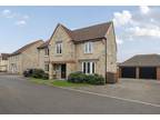 4+ bedroom house for sale in Bluebell Close, Yate, Bristol, Gloucestershire