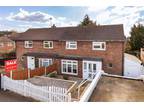 2 bedroom semi-detached house for sale in Beaconfield Way, Epping, CM16