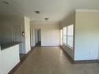 Flat For Rent In Clute, Texas