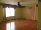 Home For Rent In Edison, New Jersey