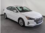 2020 Hyundai Elantra White, 25K miles