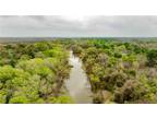 300 Paisano Dr, George West, TX 78022