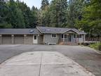 13830 NE 137th St, Kirkland, WA 98034 - MLS 2206145