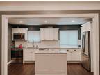 886 Harcourt Rd unit Upper - Grosse Pointe Park, MI 48230 - Home For Rent