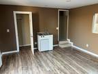 $1,300 - Studio In Lakewood. 2539 Bomberry St