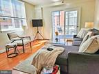 Condo For Sale In Arlington, Virginia