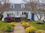 Home For Sale In Mastic, New York