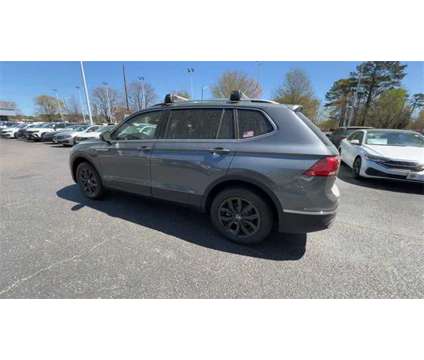 2024 Volkswagen Tiguan 2.0T SE is a Grey, Silver 2024 Volkswagen Tiguan 2.0T S SUV in Newport News VA