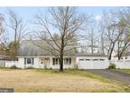 13016 Victoria Heights Dr, Bowie, MD 20715