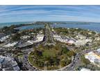 500 S Washington Dr #6A, Sarasota, FL 34236