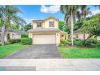 2984 Myrtle Oak Cir, Davie, FL 33328