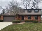 2122 Joanne Dr Troy, MI